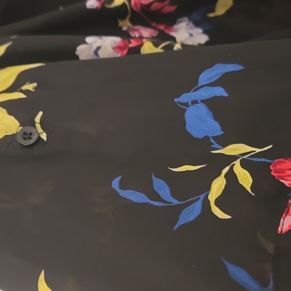 Torrid Black With Floral Print 3/4 Sleeve Top Size 24 - Picture 5 of 10